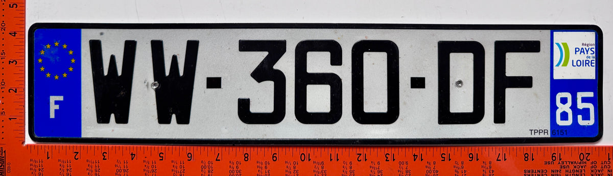 2009 series France #WW-360-DF Provisional License Plate
