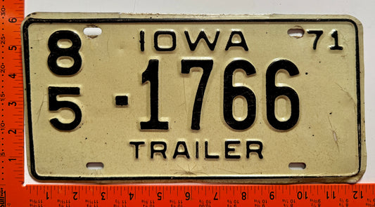 1971 Iowa #8/5-1766 Trailer License Plate