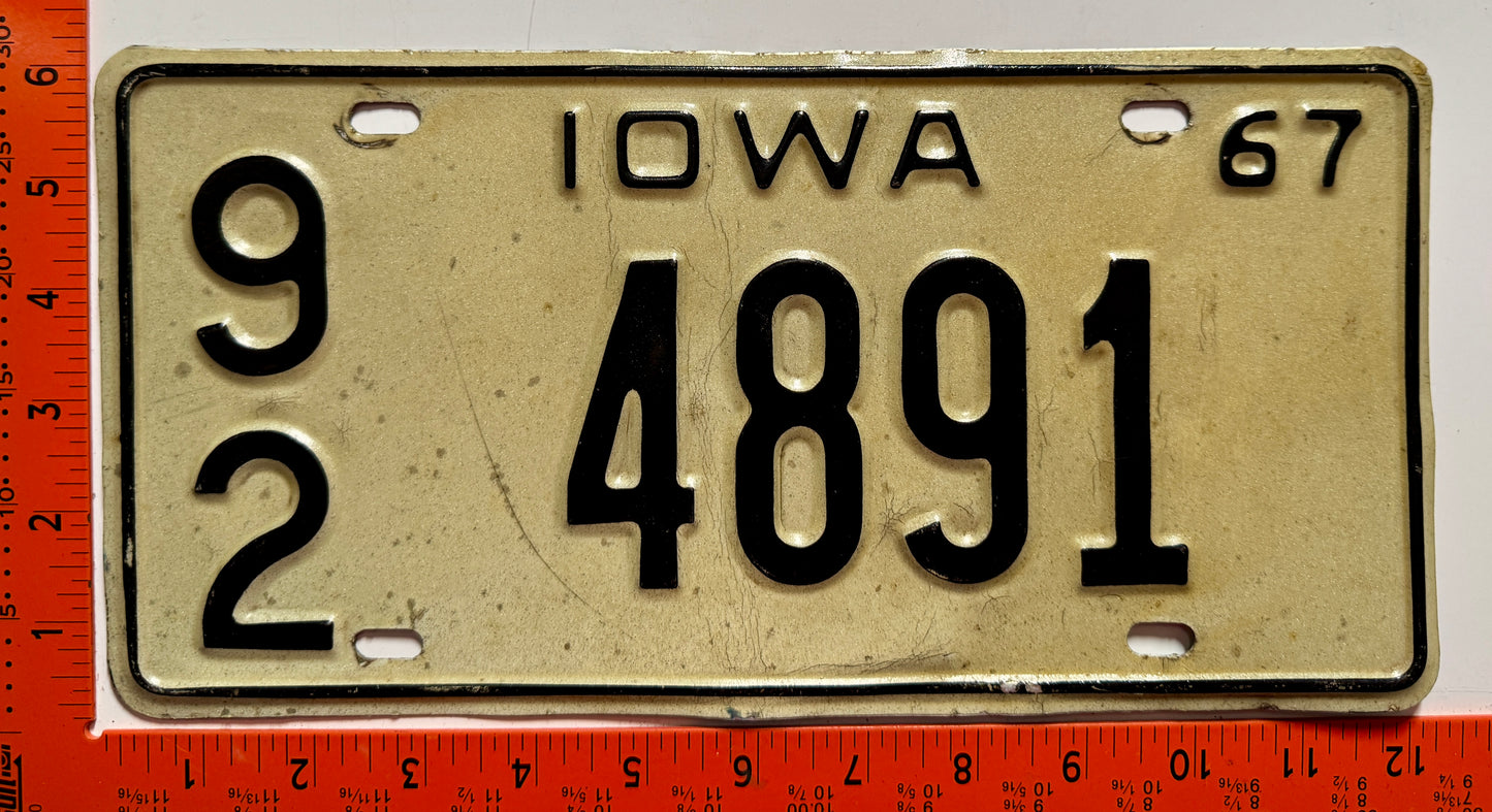 1967 Iowa #9/2 4891 Passenger License Plate