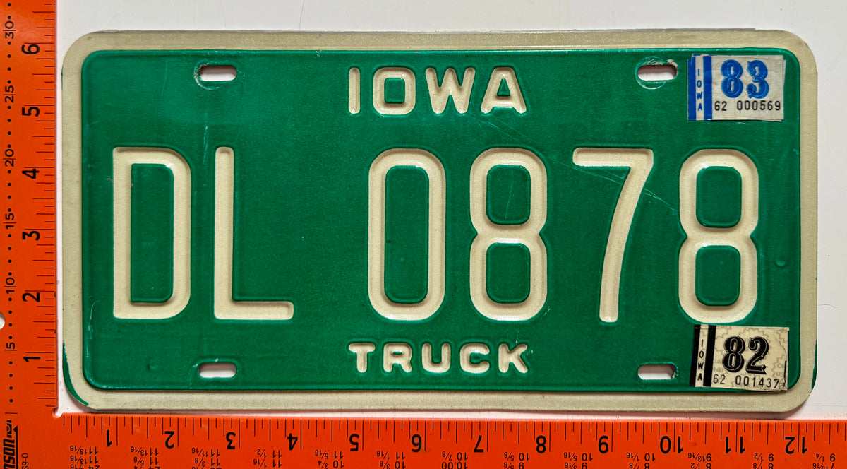 1982/1983 Iowa #DL 0878 Truck License Plate
