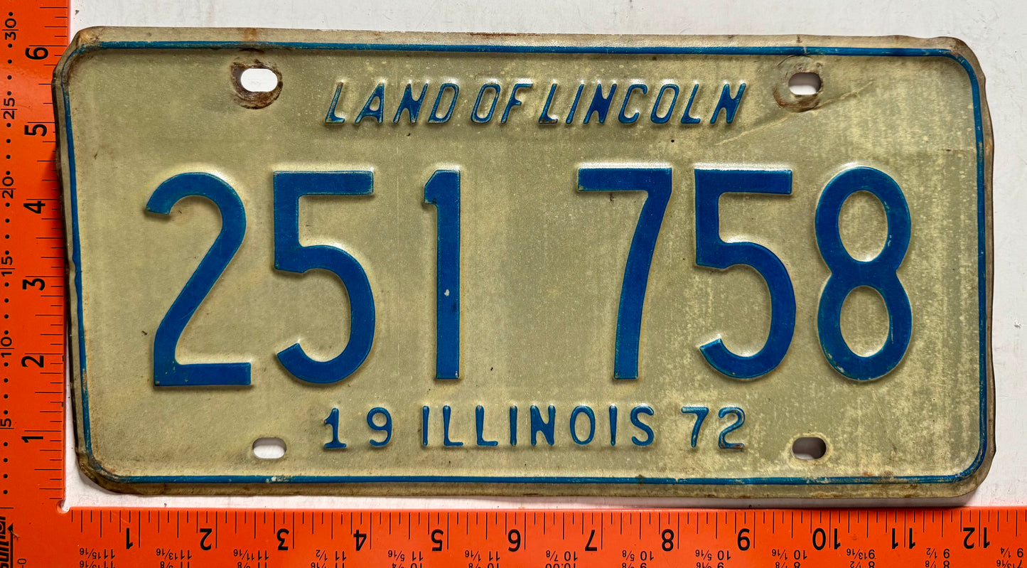 1972 Illinois #251 758 Passenger License Plate (Crafter)