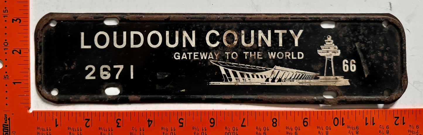 1966 Loudoun County Virginia #2671 Passenger License Plate