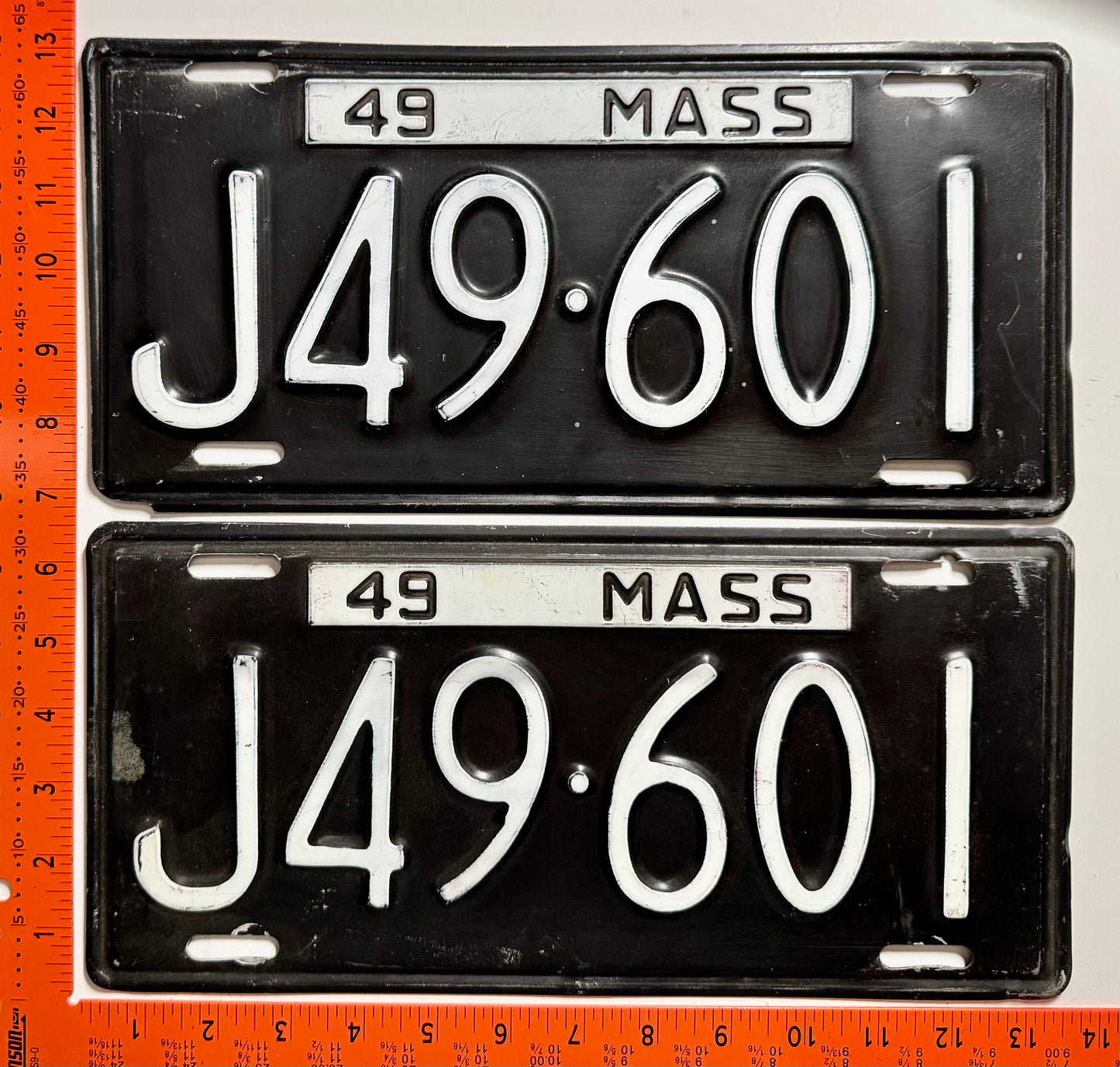 1949/1950 Massachusetts #J49-601 Passenger License Plate Pair