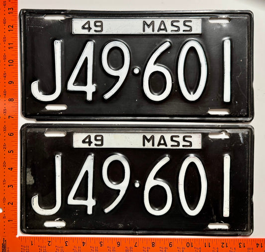 1949/1950 Massachusetts #J49-601 Passenger License Plate Pair