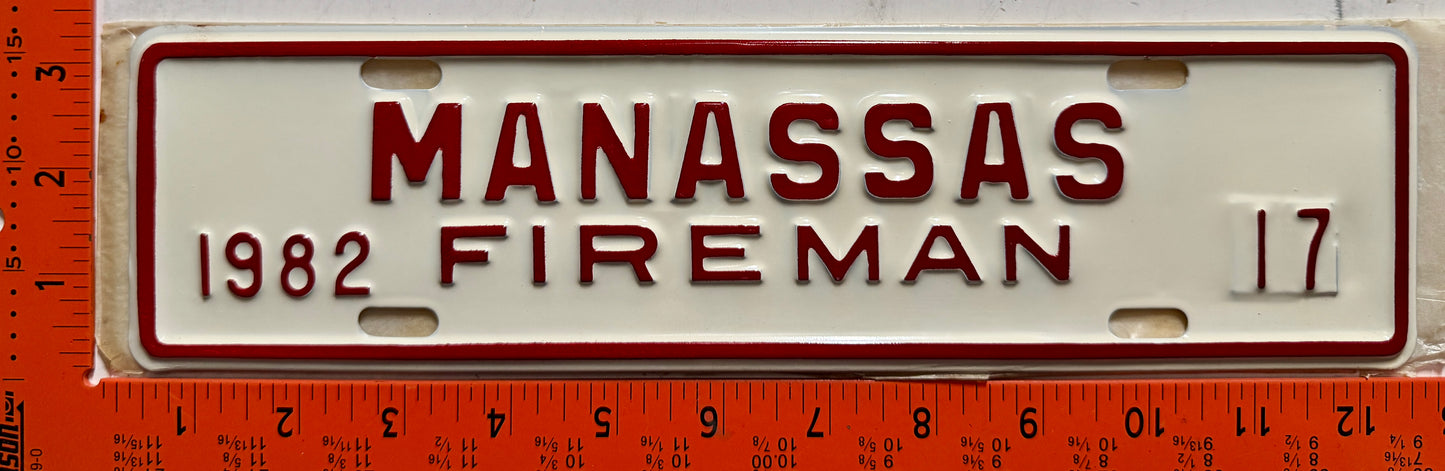 1982 Manassas, Virginia #17 Fireman License Plate