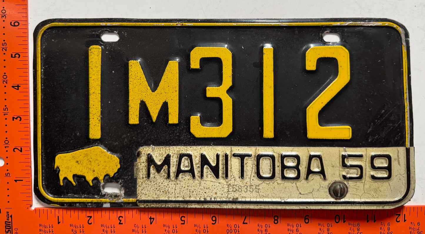 1959 Manitoba #1M312 Passenger License Plate