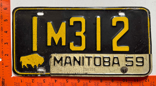 1959 Manitoba #1M312 Passenger License Plate