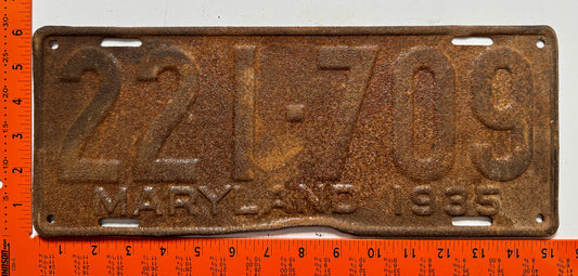 1935 Maryland #221-709 Passenger License Plate (Crafter)