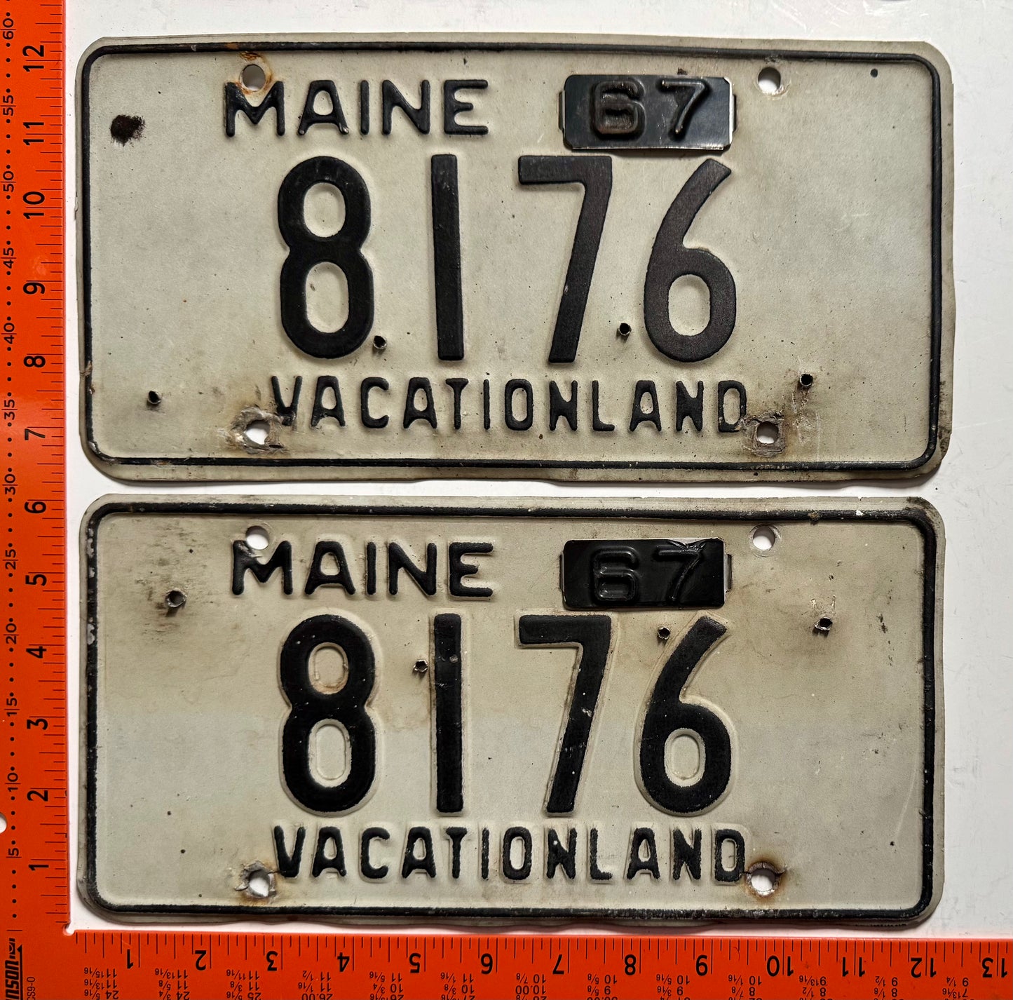 1967 Maine #8176 Passenger License Plate Pair