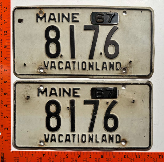 1967 Maine #8176 Passenger License Plate Pair