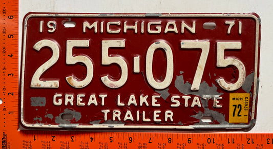 1972 Michigan #255-075 Trailer License Plate (Crafter)