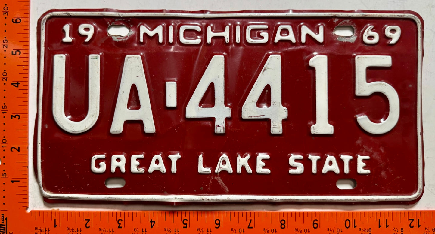 1969 Michigan #UA-4415 Passenger License Plate