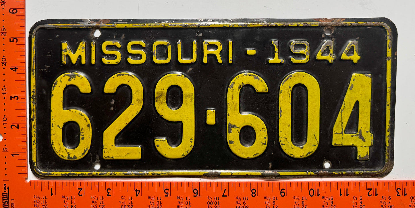 1944 Missouri #629-604 Passenger License Plate