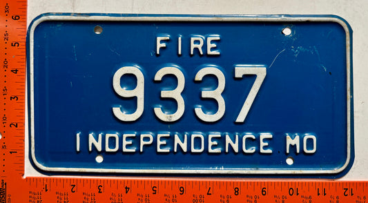 undated Independence, Missouri #9337 Fire License Plate