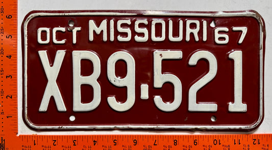 1967 Missouri #XB9-521 Passenger License Plate