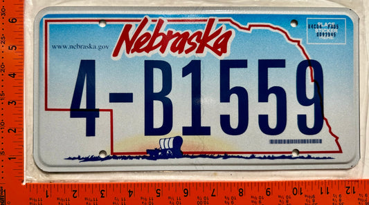 2005 base Nebraska #4-B1559 Passenger License Plate