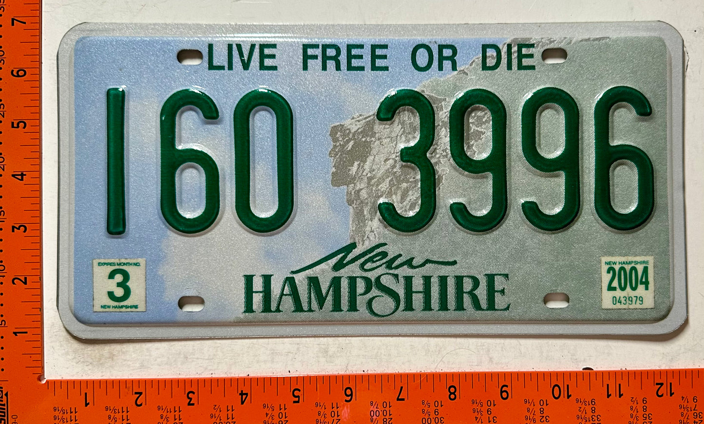 2004 New Hampshire #160 3996 Passenger License Plate