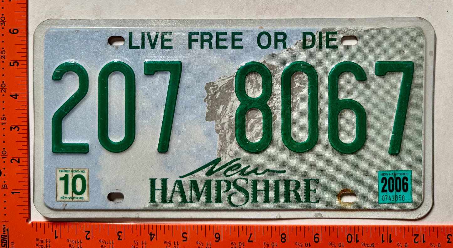 2006 New Hampshire #207 8067 Passenger License Plate