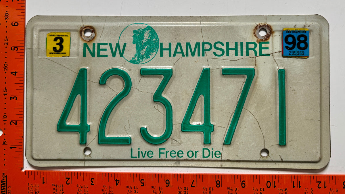 1998 New Hampshire #423471 Passenger License Plate