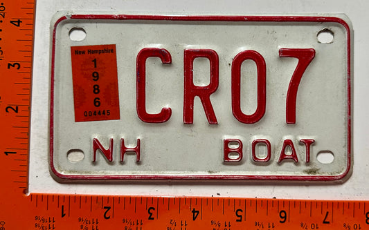 1986 New Hampshire #CR07 Boat License Plate