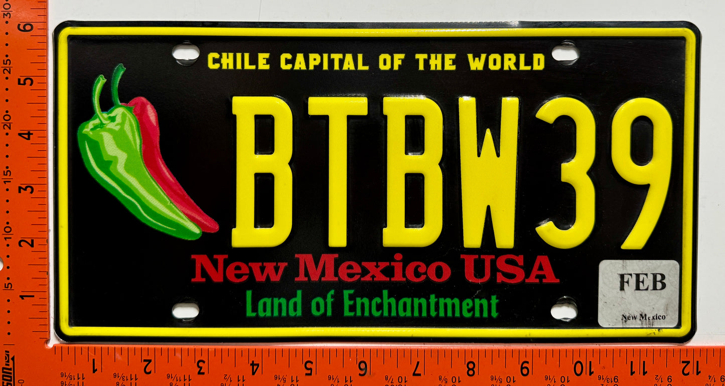 undated New Mexico #BTBW39 Passenger Chile Pepper License Plate