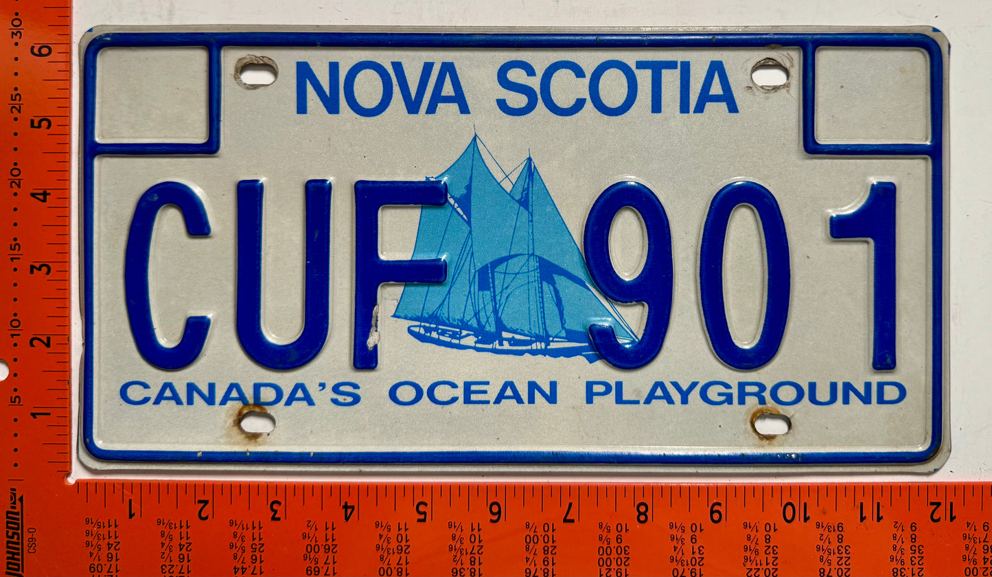 undated Nova Scotia #CUF 901 Passenger License Plate