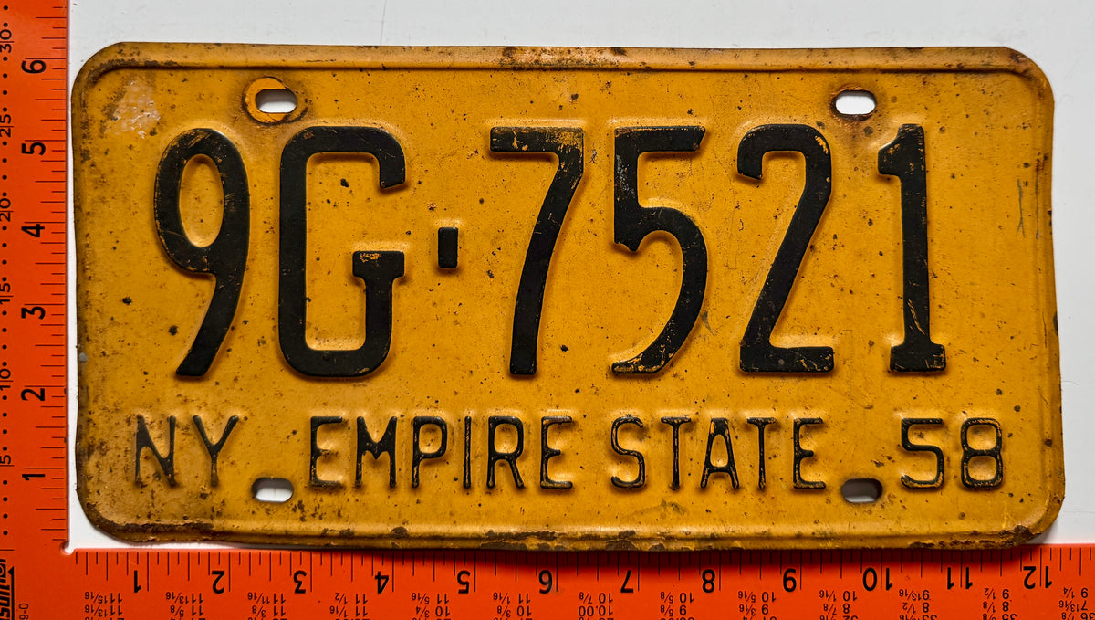 1958 New York #9G-7521 Passenger License Plate (Crafter)