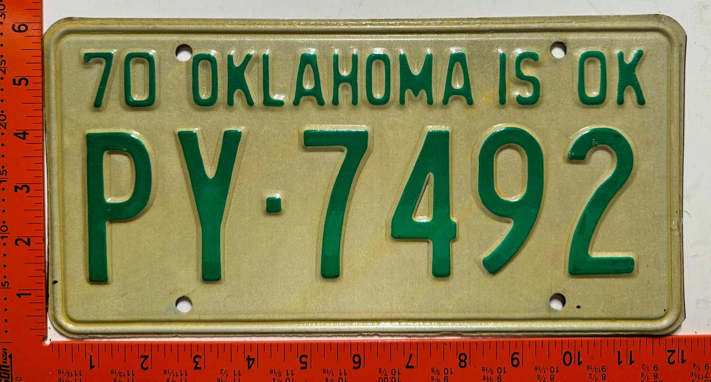 1970 Oklahoma #PY-7492 Passenger License Plate