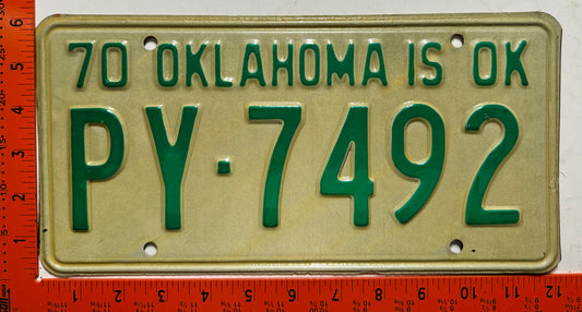1970 Oklahoma #PY-7492 Passenger License Plate