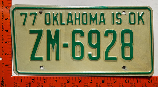 1977 Oklahoma #ZM-6928 Passenger License Plate