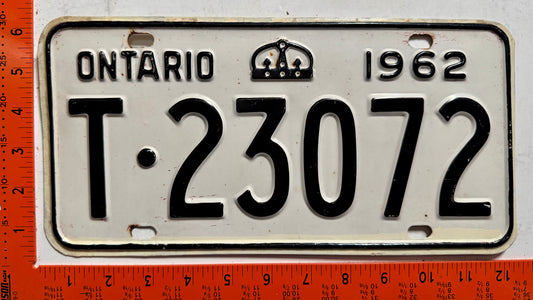 1962 Ontario #T-23072 Trailer License Plate