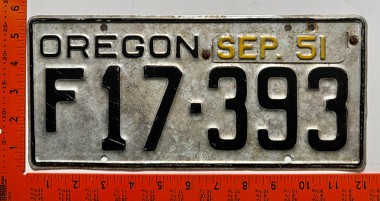 1951 Oregon #F17-393 Farm Truck License Plate