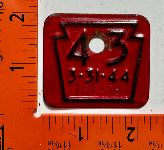 1943 Pennsylvania #781458 Passenger License Plate Date Tab
