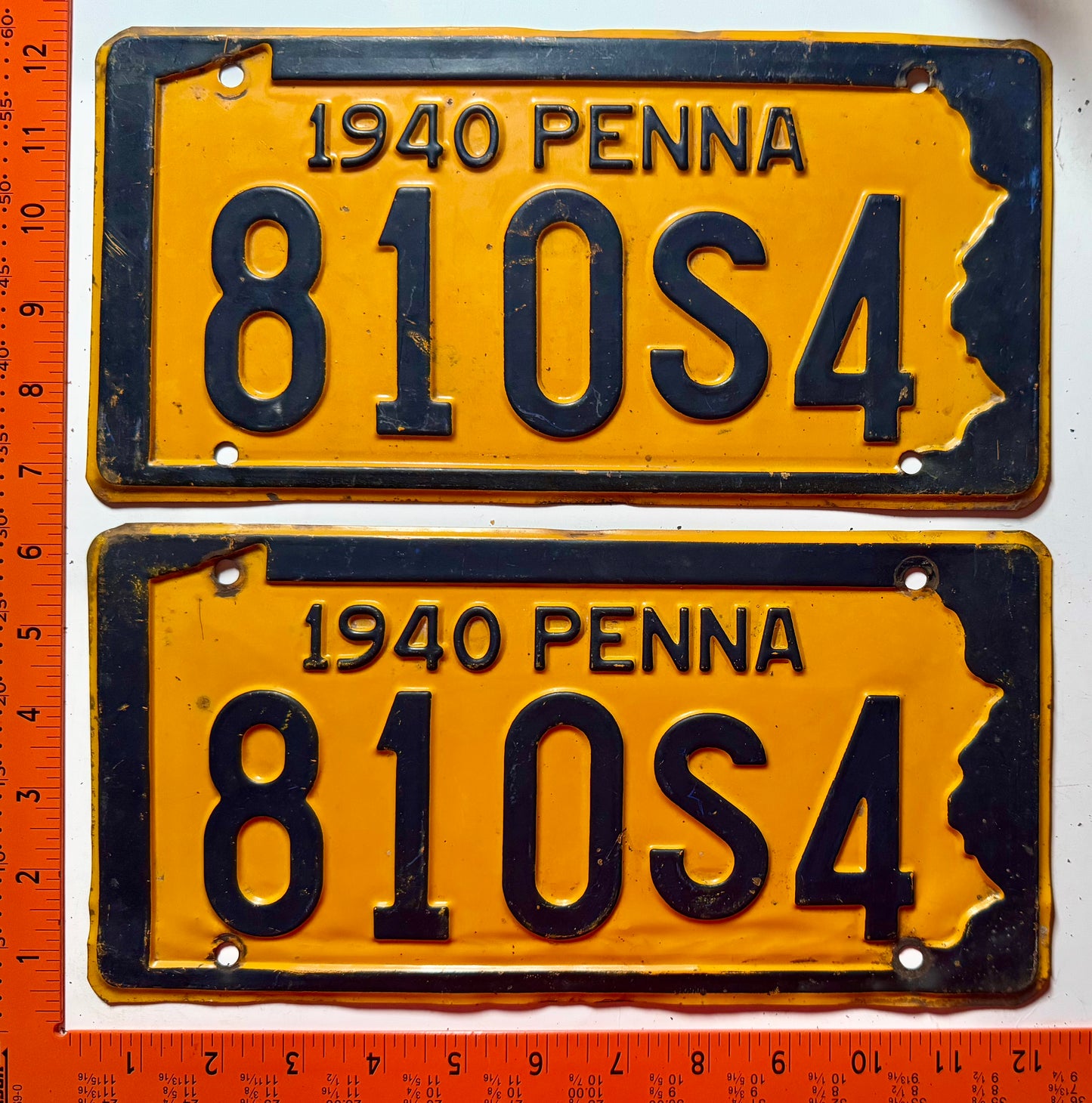 1940 Pennsylvania #810S4 Passenger License Plate (Pair)