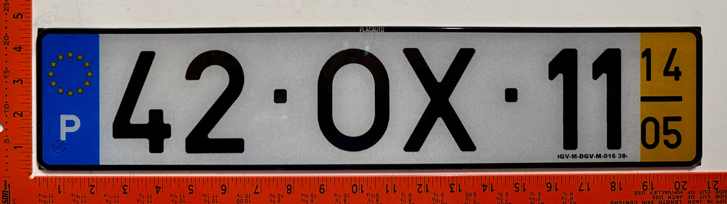 2014 Portugal #42-OX-11 Passenger License Plate