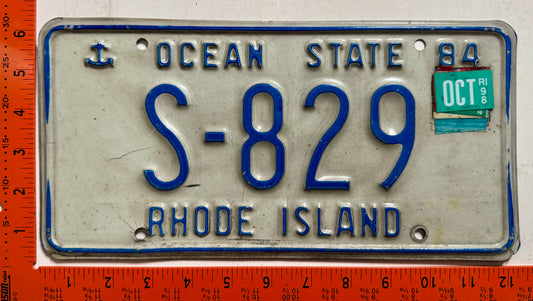 1998 Rhode Island #S-829 Passenger License Plate