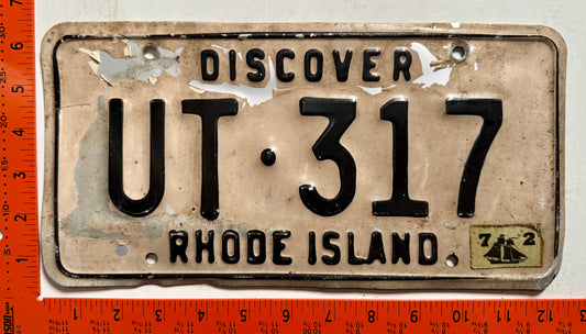 1972 Rhode Island #UT-317 Passenger License Plate
