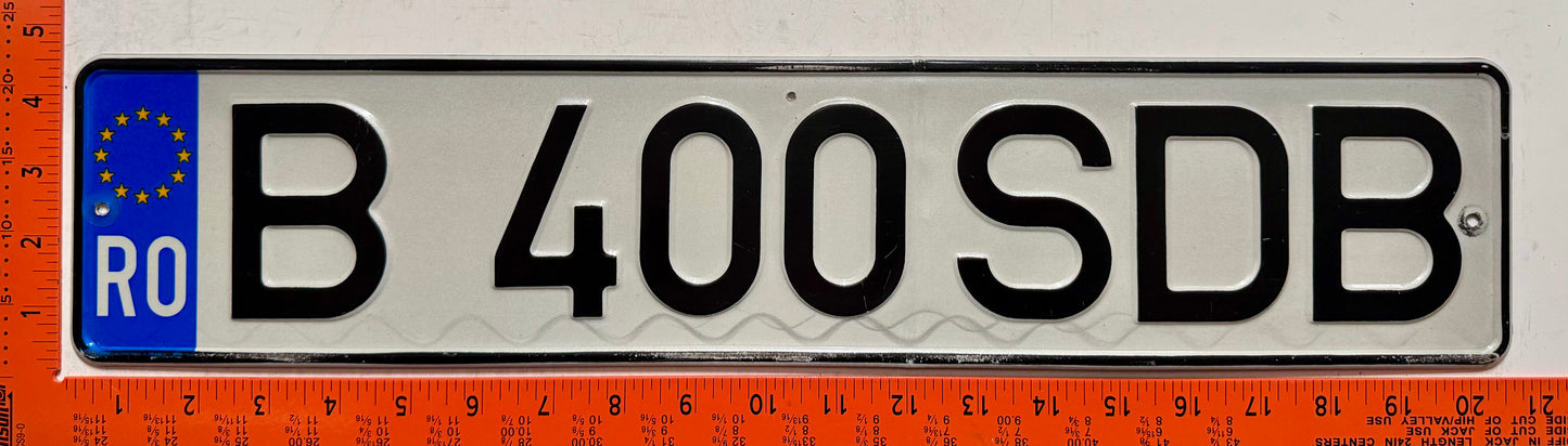 undated Romania #B 400 SDB Passenger License Plate
