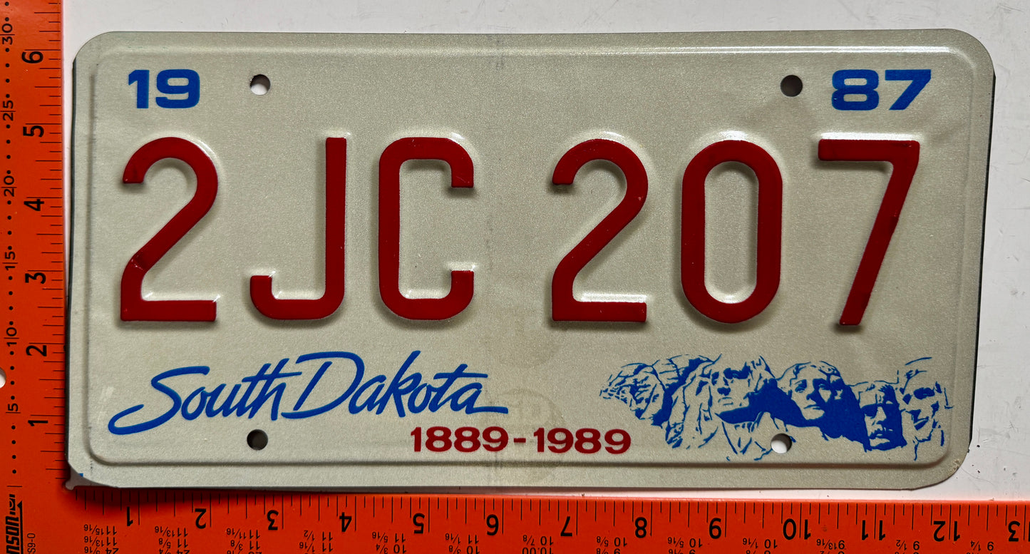 1987 South Dakota #2JC 207 Passenger License Plate