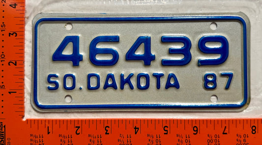 1987 South Dakota #46439 Motorcycle License Plate