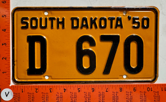 1950 South Dakota #D 670 Dealer License Plate