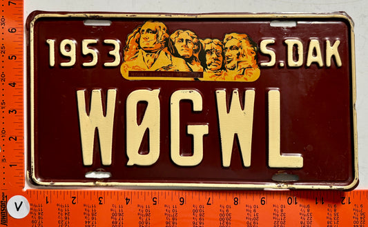 1953 South Dakota #W0GWL Amateur Radio License Plate