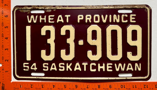 1954 Saskatchewan #133-909 Passenger License Plate