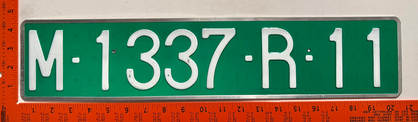 undated Spain #M-1337-R-11 Provisional License Plate