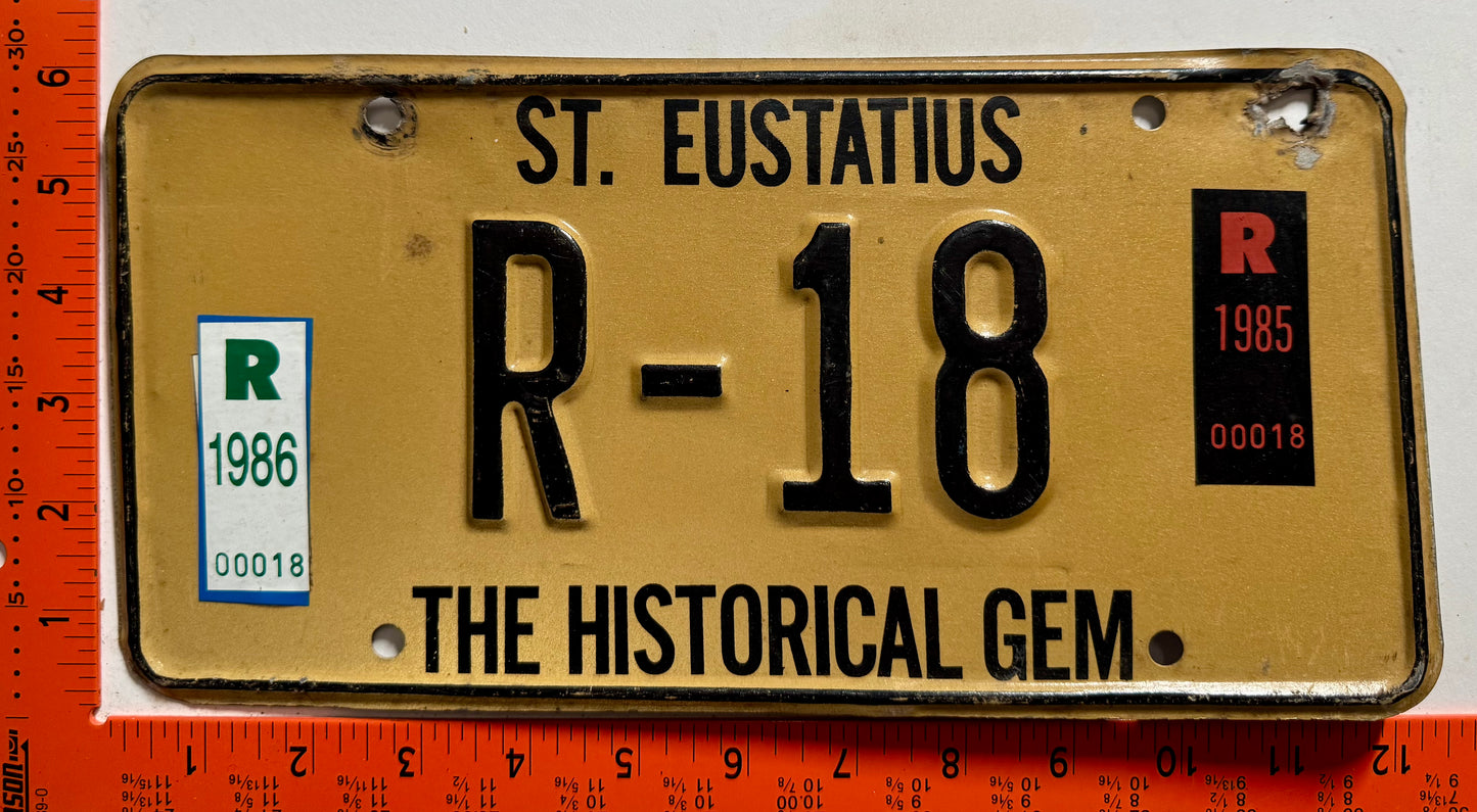 1985/1986 St Eustatius #R-18 Rental License Plate