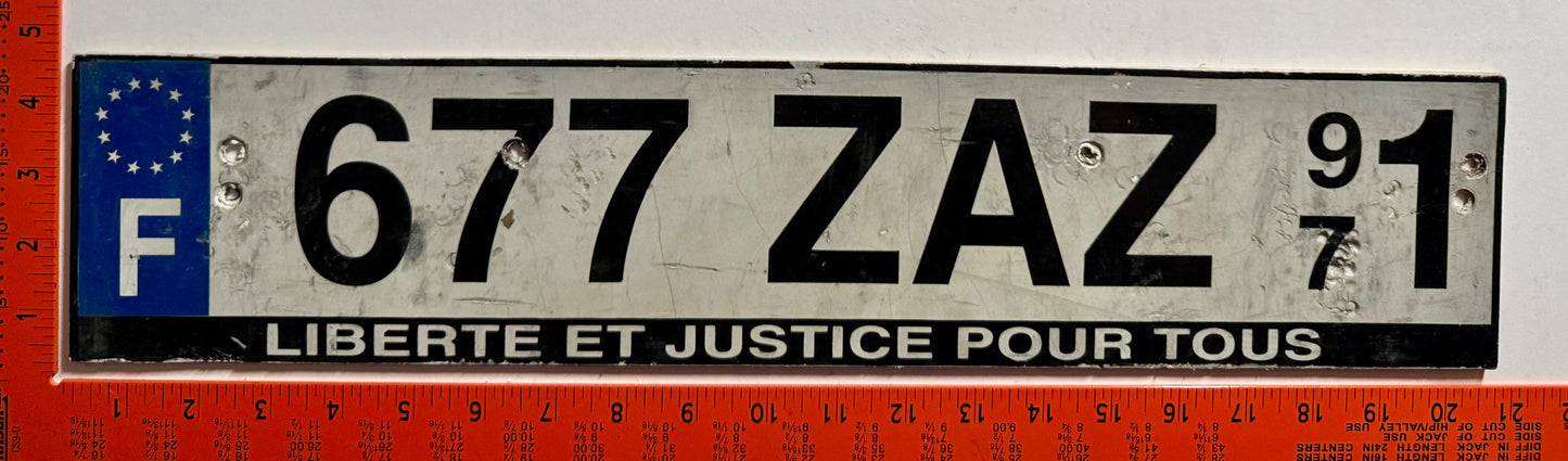 undated St Martin #677 ZAZ 971 Passenger License Plate