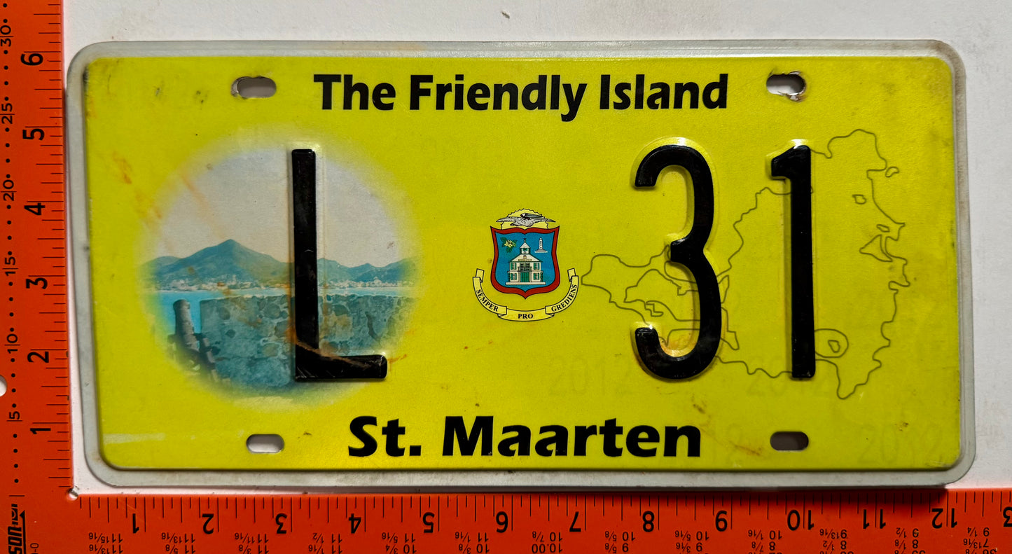 2012-2013 St Maarten #L 31 Government License Plate