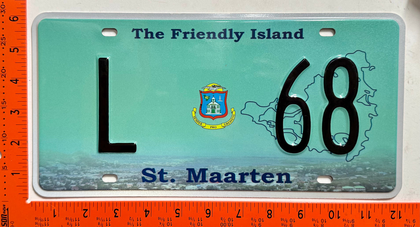 2016 St Maarten #L 68 Government License Plate