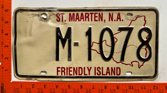 1993 base St Maarten #M-1078 Passenger License Plate