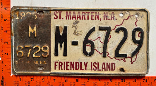 1995 St Maarten #M-6729 Passenger License Plate (Crafter)